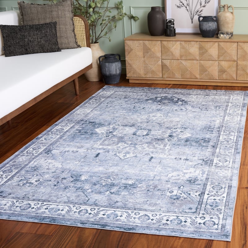 SAFAVIEH Arizona Renie Traditional Rug