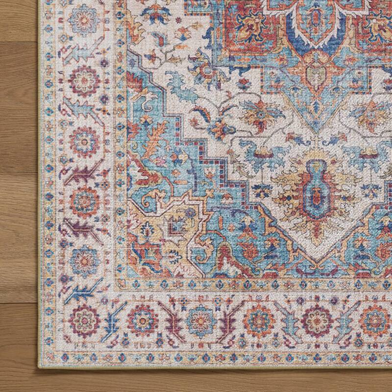 Bohemia Indoor/Outdoor Handmade Classic Perslan Area Rug - 6' x 7'