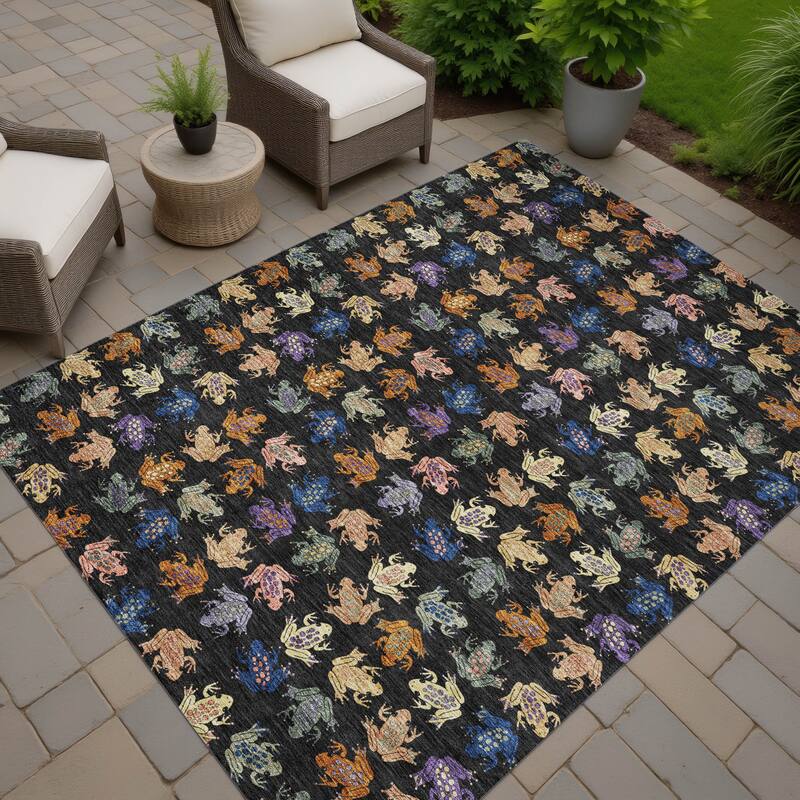 Machine Washable Indoor/ Outdoor Modern Frogs Chantille Rug