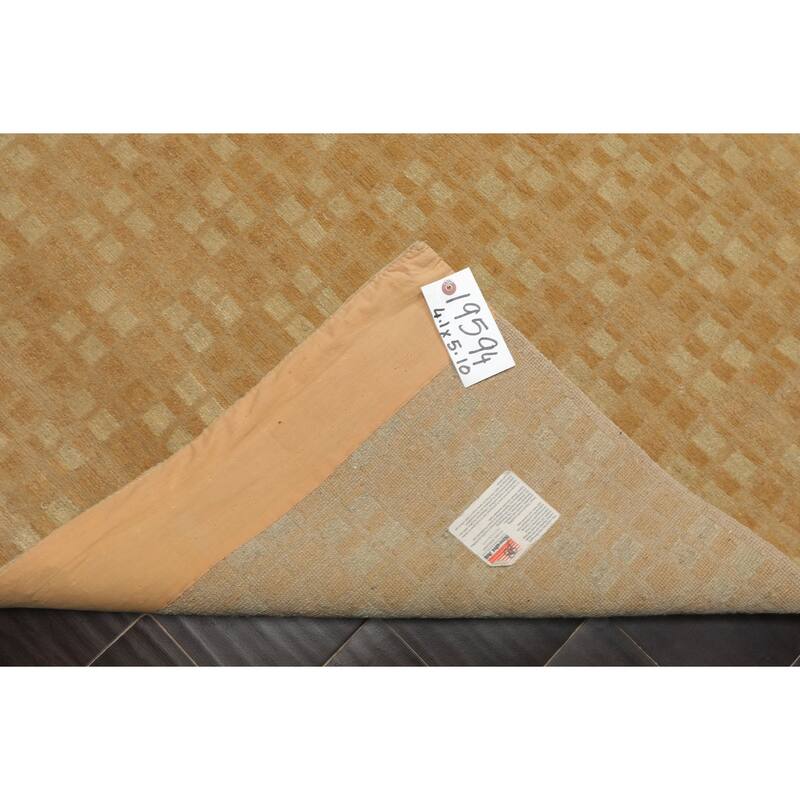 Wool & Silk Beige Tibetan Transitional Swiss Wash 4'1''x5'10'' Hand Knotted Rug - 4' 1'' x 5' 10''