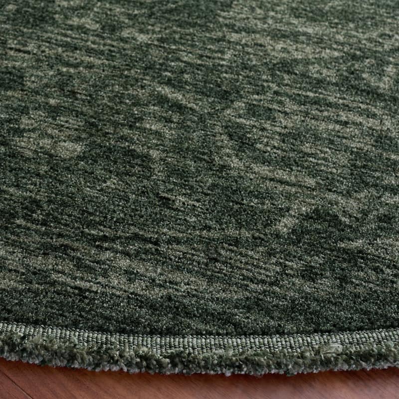 SAFAVIEH Vintage Overdye Ietie Rug