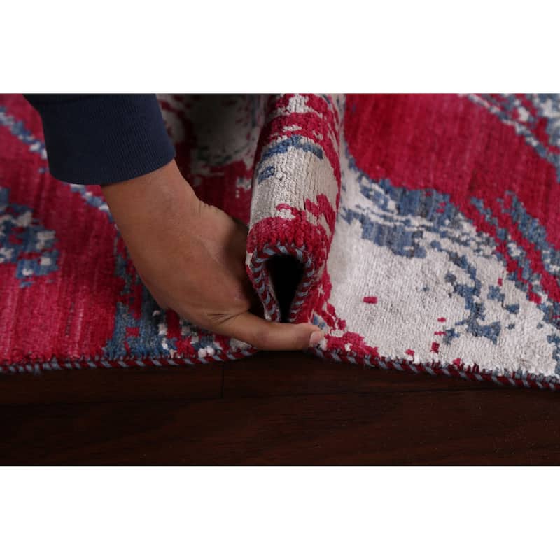 Wool/ Silk Artistic Abstract Oriental Runner Rug Hand-knotted Carpet - 2'8" x 10'2"