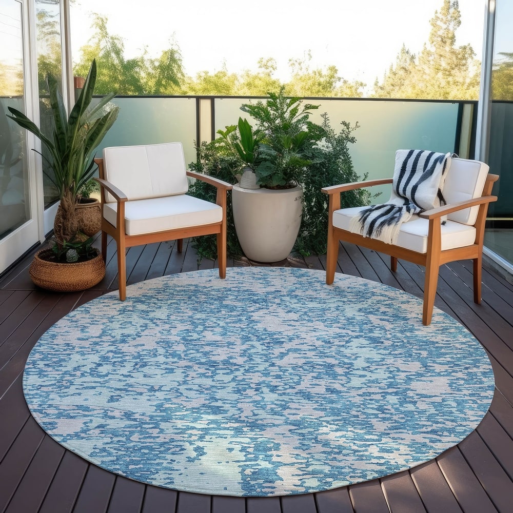 Machine Washable Indoor/ Outdoor Abstract Pixels Chantille Rug