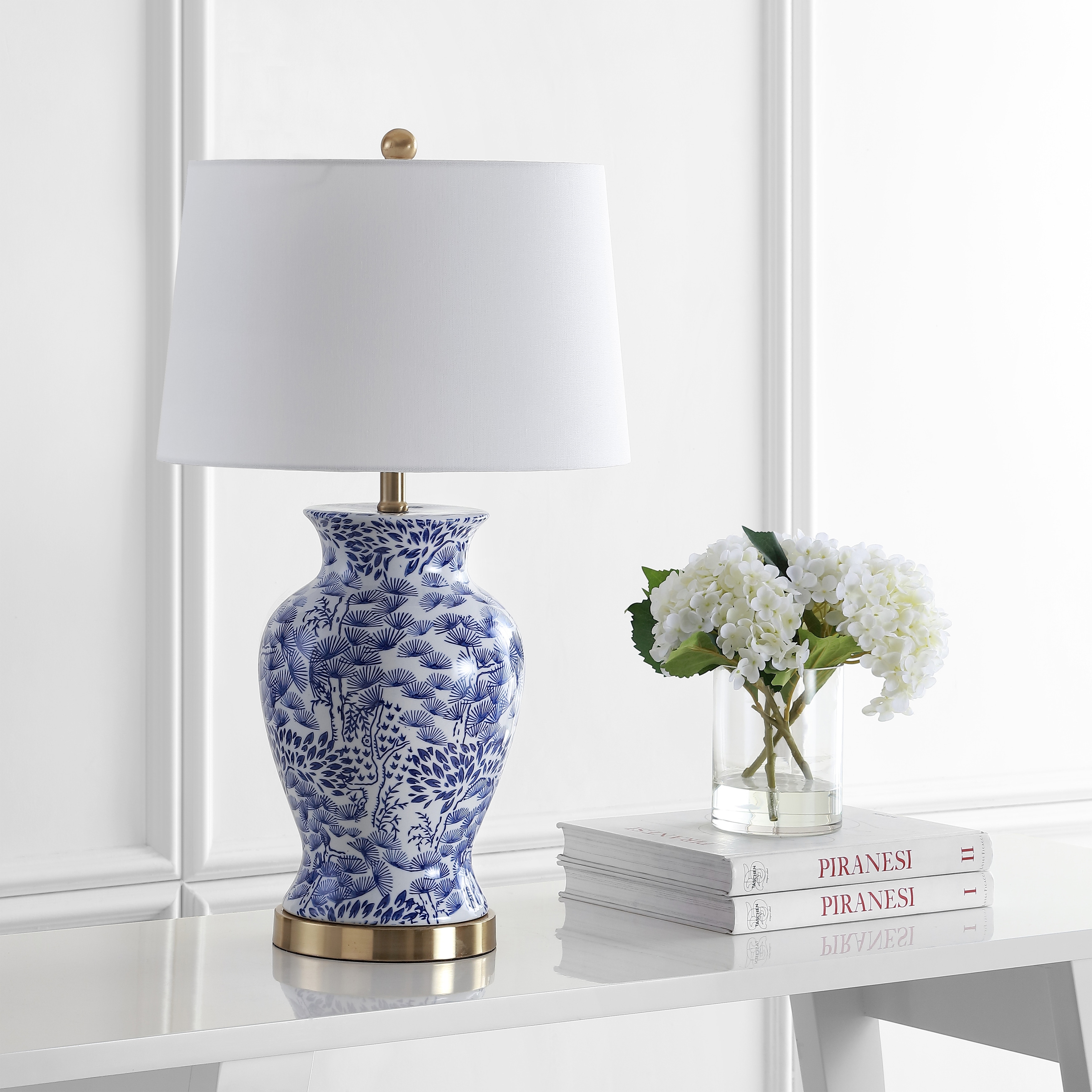 SAFAVIEH Lighting Auna 28" LED Table Lamp (Set of 2) - 16"x16"x27.5" - 16Wx16Dx28H