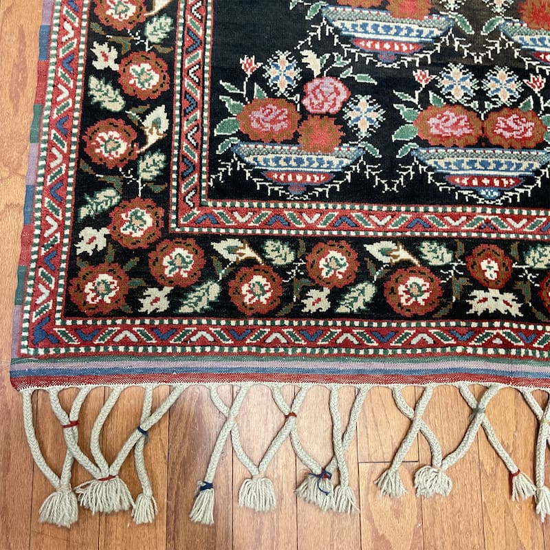 HERAT ORIENTAL Handmade Anatolia Wool Rug - 4'2" x 5'9"