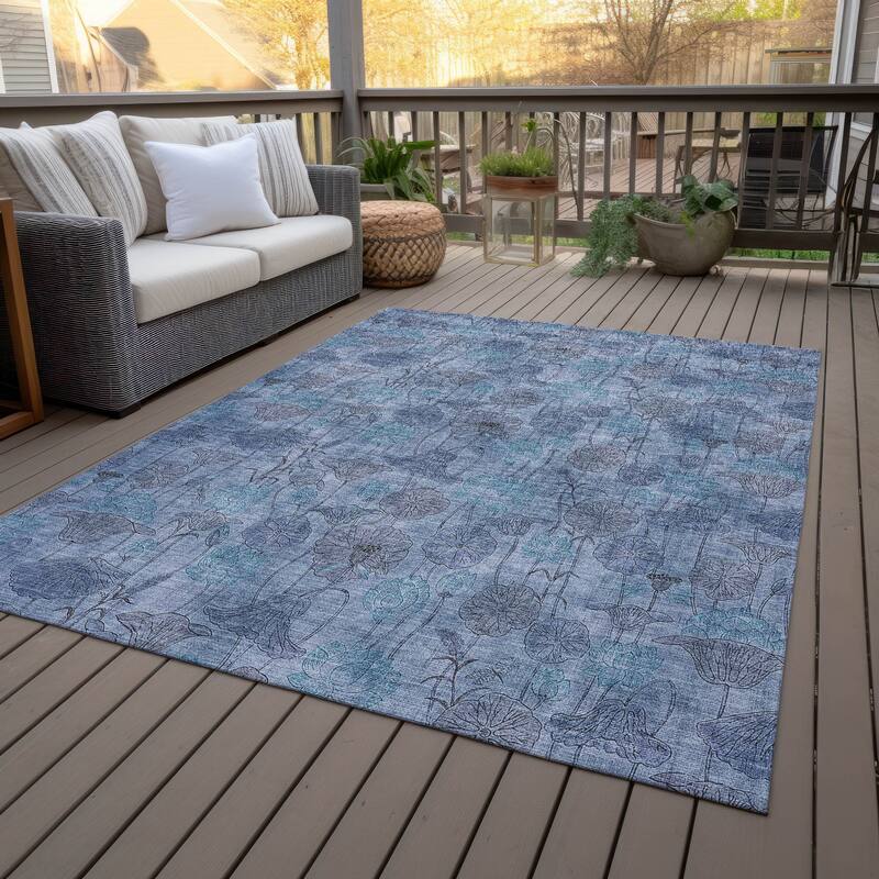 Machine Washable Indoor/Outdoor Modern Floral Chantille Rug