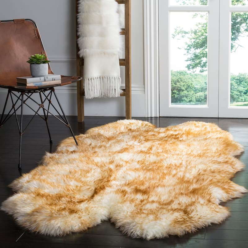 SAFAVIEH Handmade Natural Sheepskin Leanca 3.4-inch Thick Rug - 3'7" x 6' - Off White/Coco Brown - Rectangle