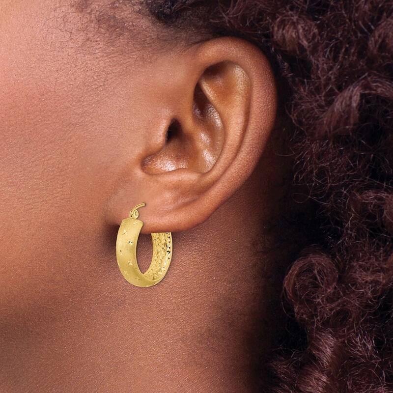 Curata 14k Yellow Gold Polished Satin and Sparkle Cut In Out Hoop Earrings - 20.83x19.4mm