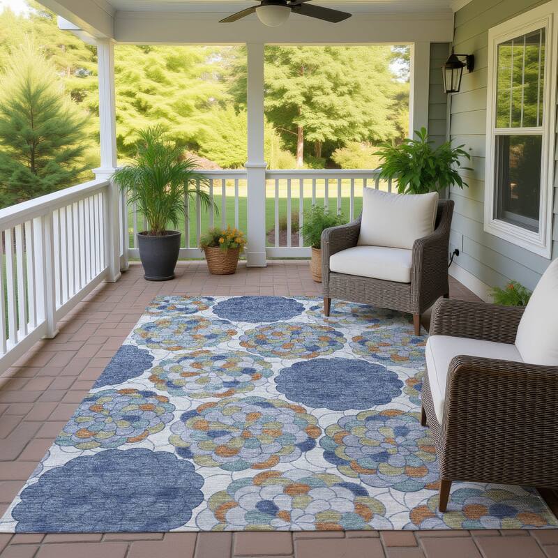 Machine Washable Indoor/ Outdoor Mosaic Cluster Chantille Rug - Denim - 8' x 10'