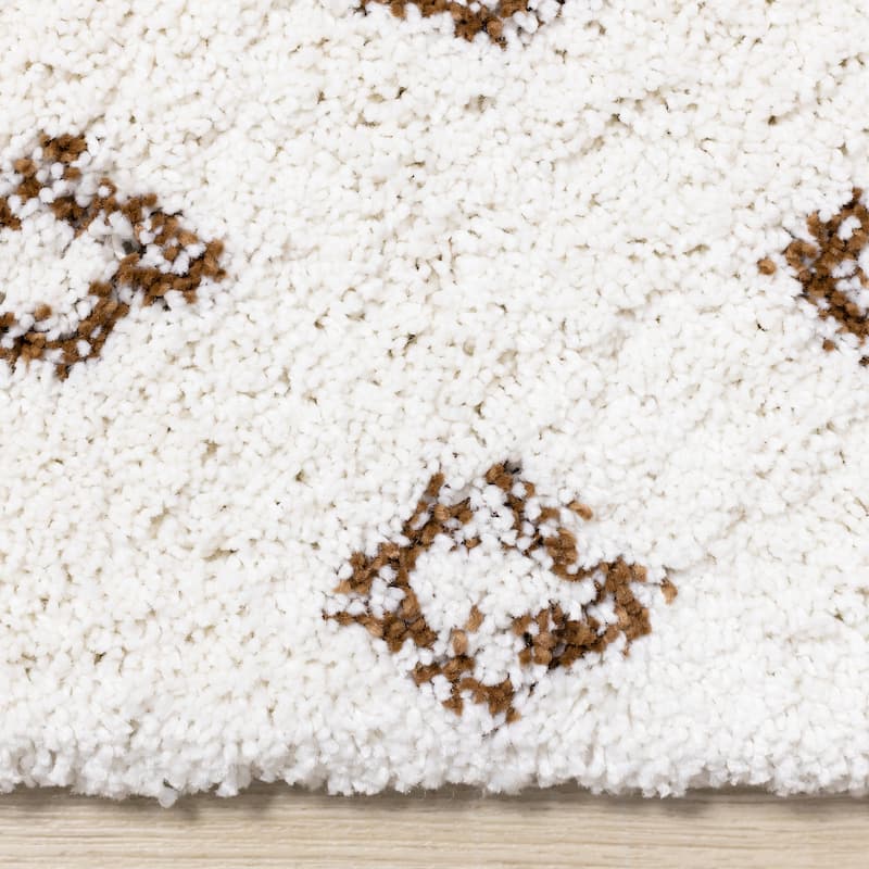 Shiloh Collection - Cream Rust Diamonds Super Soft Thick Area Rug