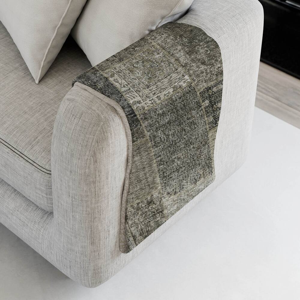 Premium Machine Washable Traditional Patchwork Sherpa Throw Blanket