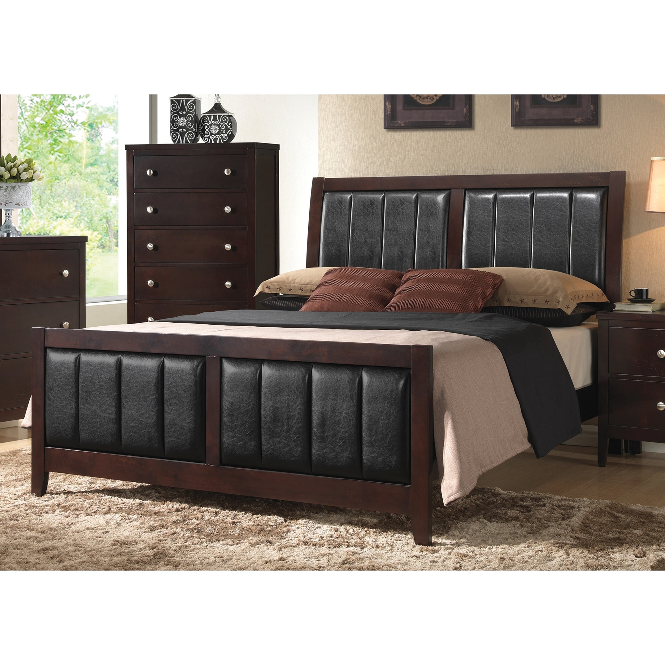 Teste Cappuccino and Black Upholstered Panel Bed