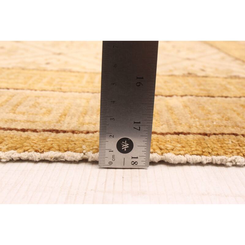 ECARPETGALLERY Hand-knotted Aubusson Ivory Wool Rug - 5'9 x 9'0