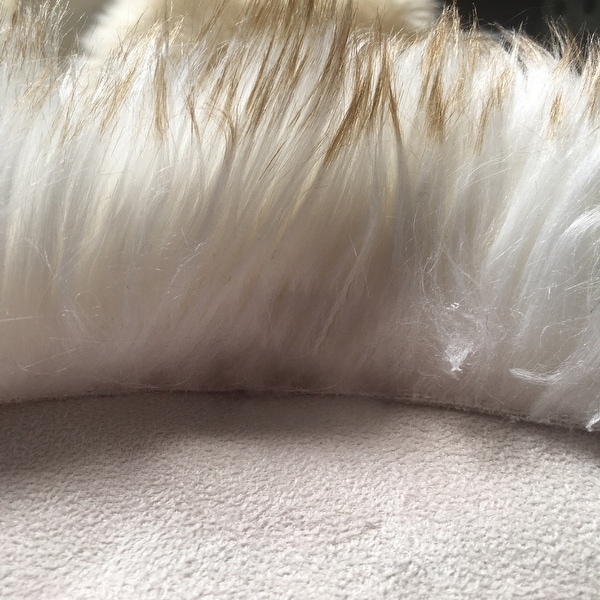 Fur bedspread top