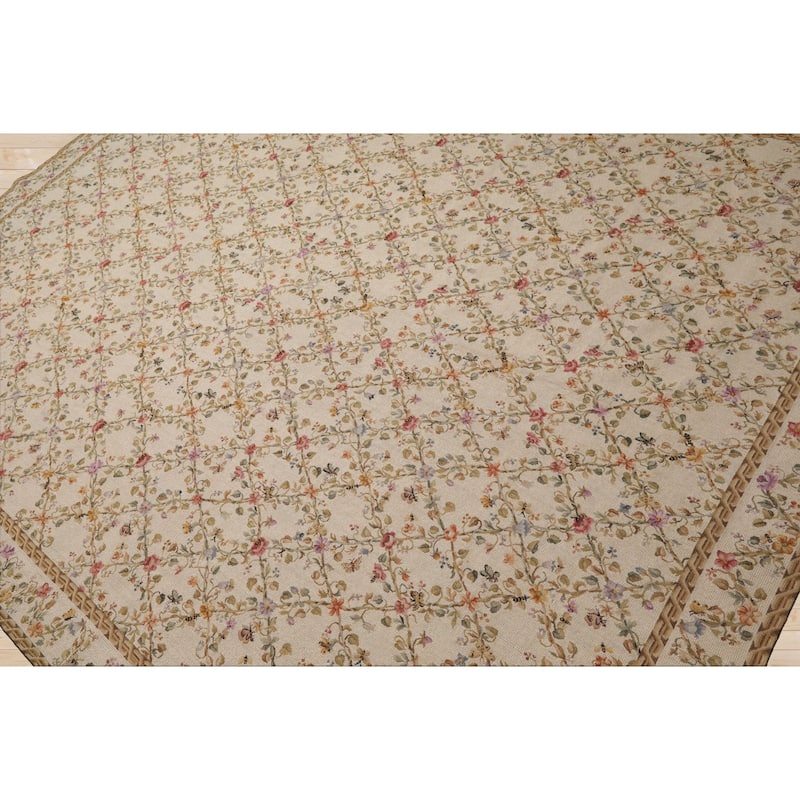 7'8''x10 Hand Woven Wool Ivory Aubusson Needlepoint Classic Floral Rug - 7' 8'' x 10'