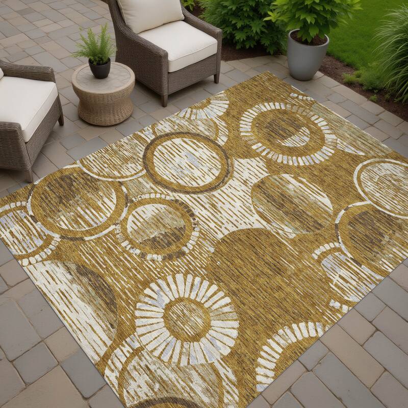 Machine Washable Indoor/ Outdoor Modern Grover Chantille Rug