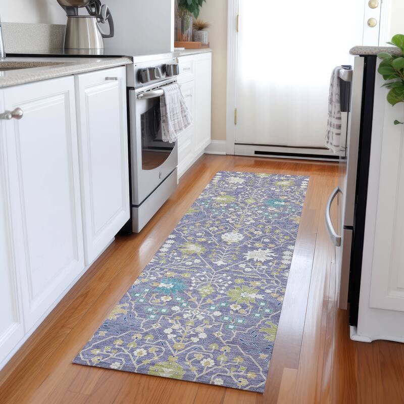 Machine Washable Indoor/ Outdoor Global Traditional Chantille Rug