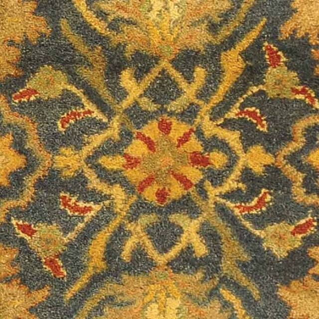SAFAVIEH Handmade Antiquity Izora Traditional Oriental Wool Rug