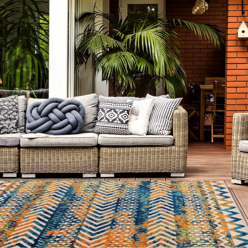 World Rug Gallery Turin Modern Geometric Bohemian Indoor/Outdoor Area Rug