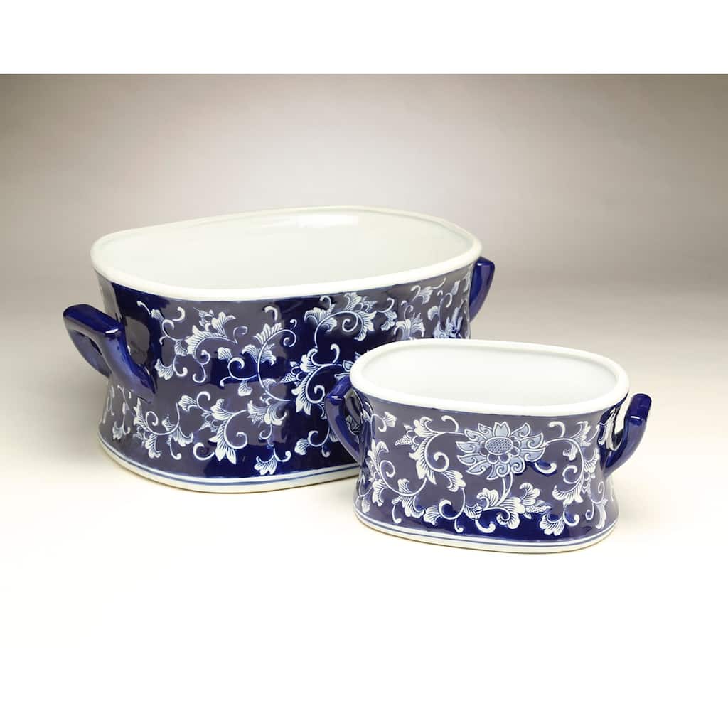 Aa Importing 59941 Set Of 2 Blue & White Foot Baths - 5.75 X 12 X 8.25 inches