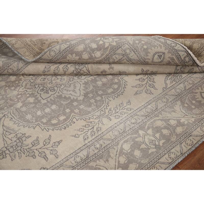 Hand Knotted Oriental 100% Wool Carpet Traditional Medallion Beige & Ivories Tabriz Area Rug - 9' 5'' X 6' 3''