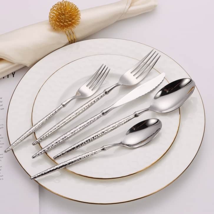 20 Pc Flatware Set with Hammered Handles