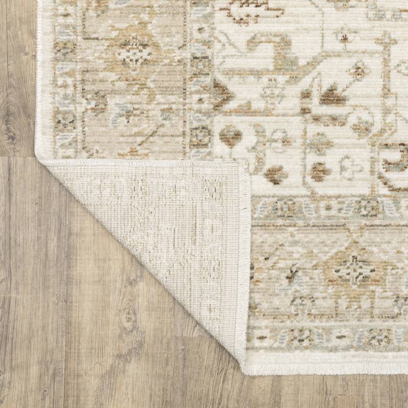 Style Haven Lucia Vintage Center Medallion Area Rug