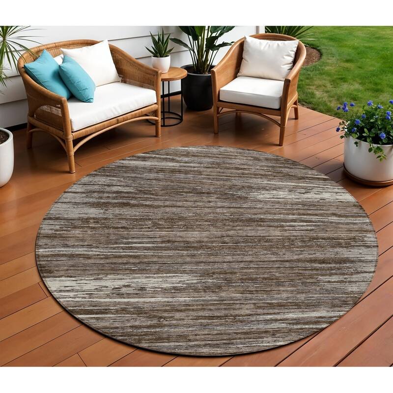 HomeRoots Striped Transitional Rectangle Outdoor Rug - 8' Round