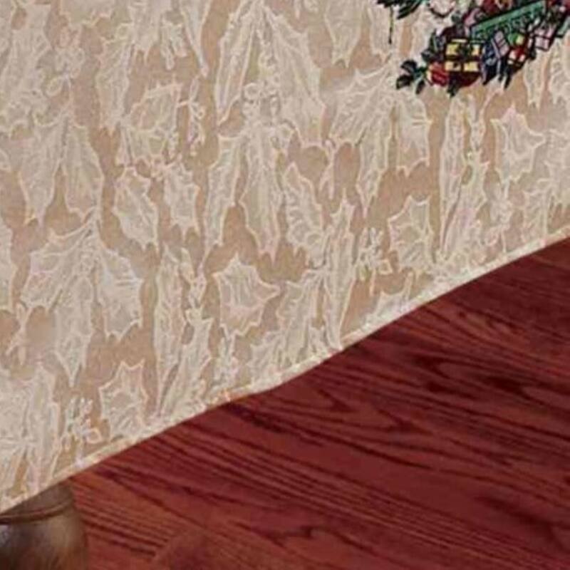 Spode� Christmas Tree 60" x 102" Tablecloth