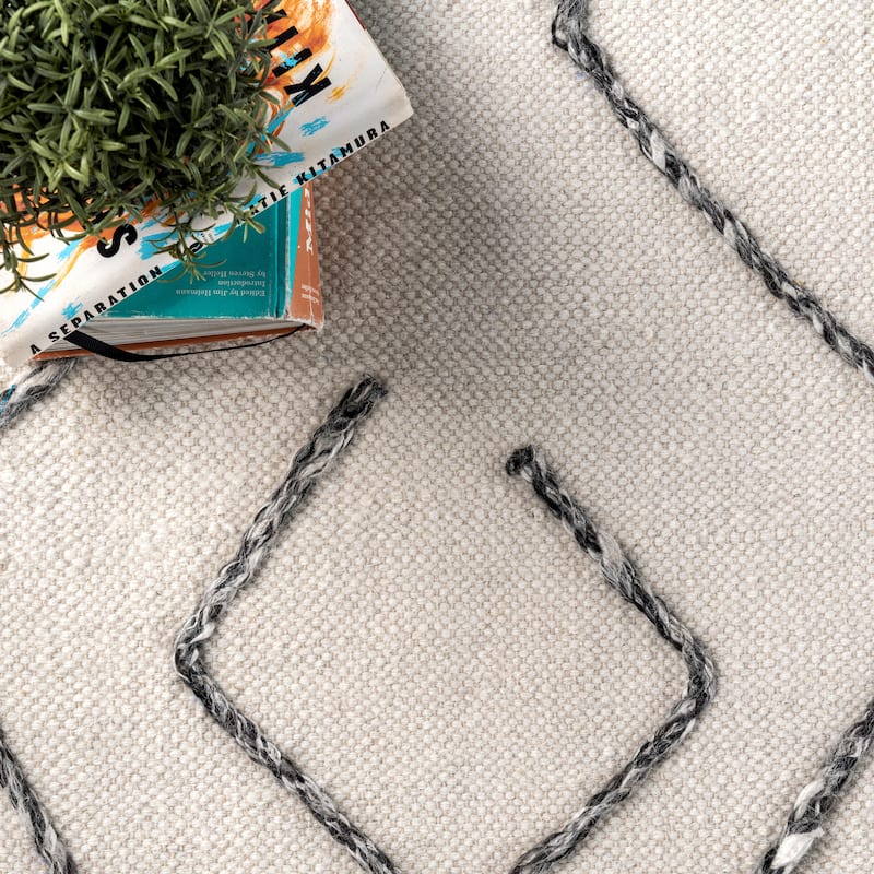 Nuloom Moira Tribal Flatweave Tassel Area Rug