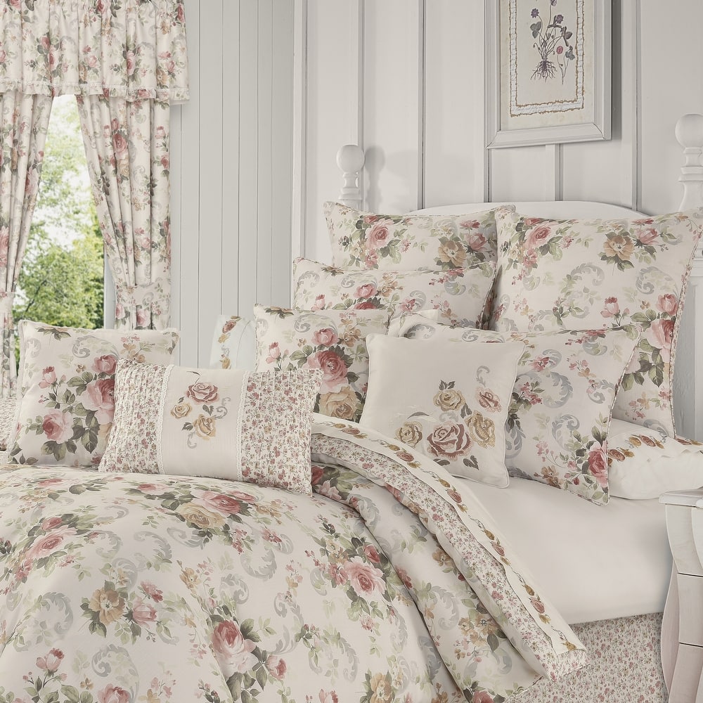 Royal Court Chablis Comforter Set
