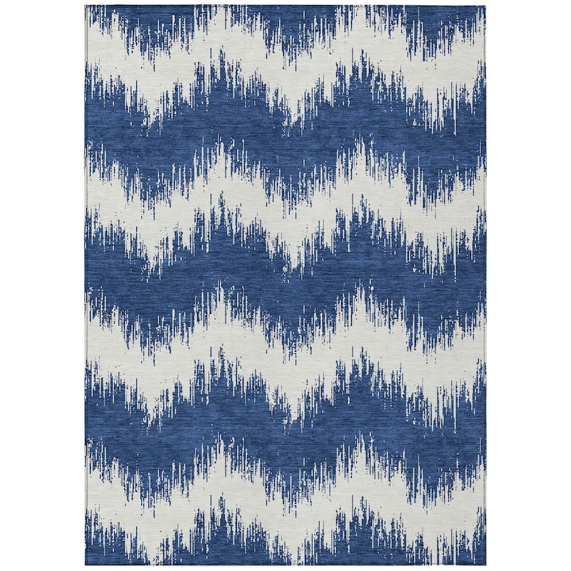 Machine Washable Indoor/ Outdoor Chantille Modern Chevron Rug