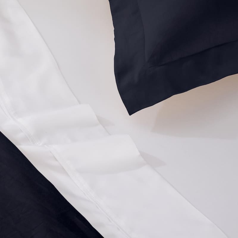Superior Egyptian Cotton 400 Thread Count Solid Duvet Cover Set