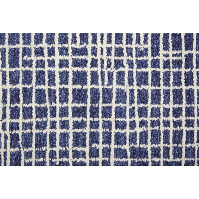 Wiva Hand Tufted Traditional Stain Resistant Area Rug By HomeRoots - 8' x 10'