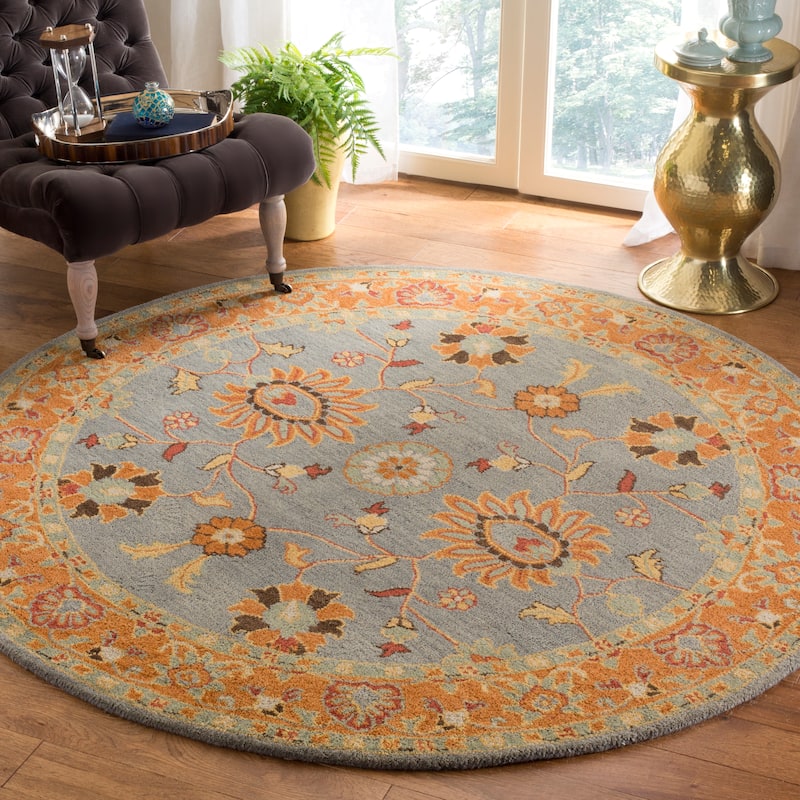 SAFAVIEH Handmade Heritage Liana Traditional Oriental Wool Rug