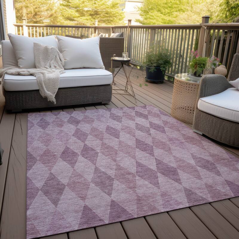 Machine Washable Indoor/ Outdoor Argyle Chantille Rug