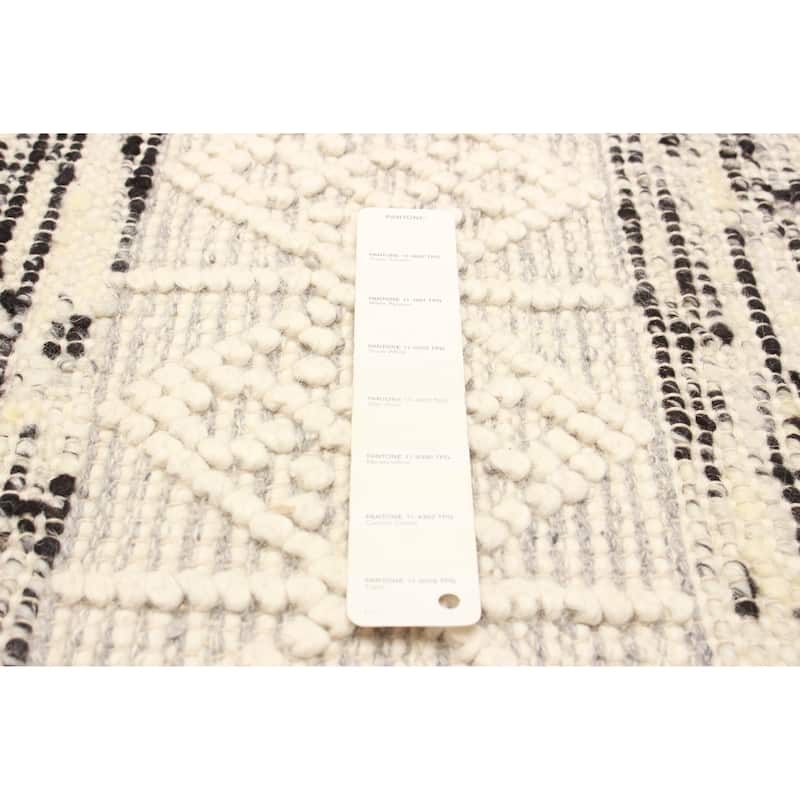 Sienna Ivory Rug 5'3" x 8'5" - 5'3 x 8'5