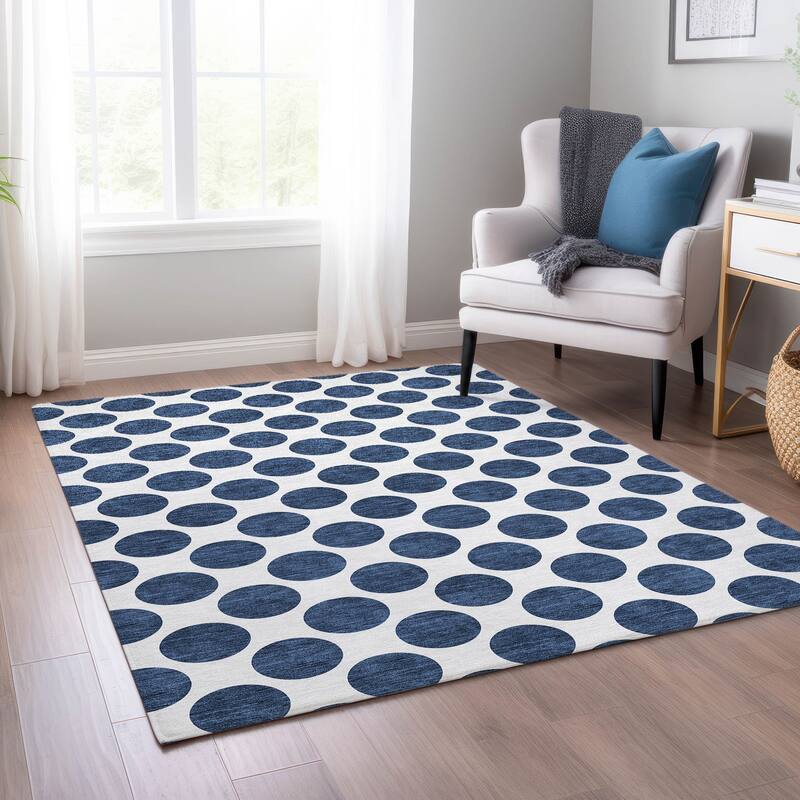 Machine Washable Indoor/ Outdoor Polka Dots Chantille Rug