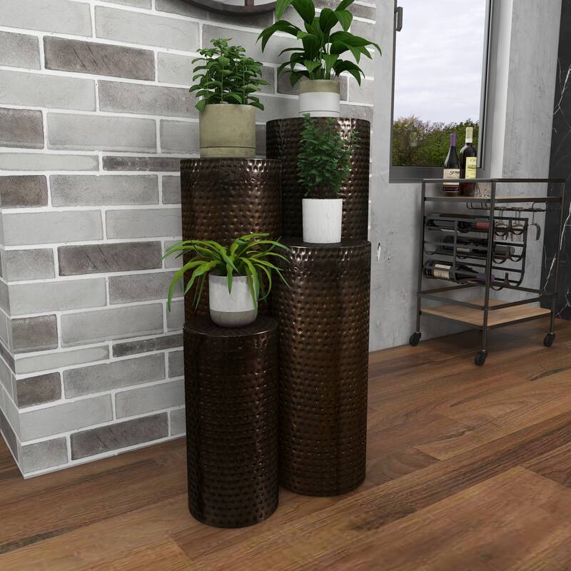 Brown Metal Pillar Style Pedestal Table with Hammered Design (Set of 4)