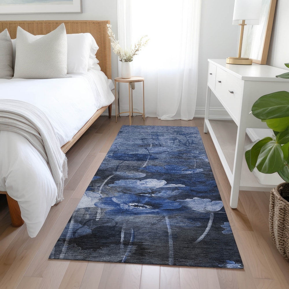 Machine Washable Indoor/ Outdoor Chantille Modern Floral Rug