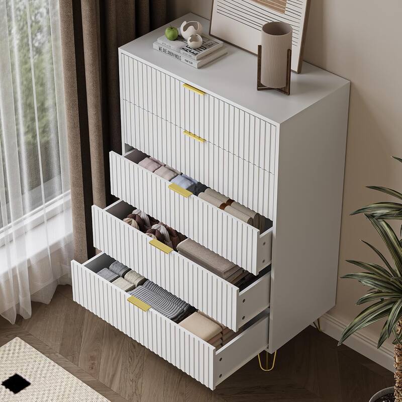 FURNIWAY Fluted Drawer Dresser for Bedroom