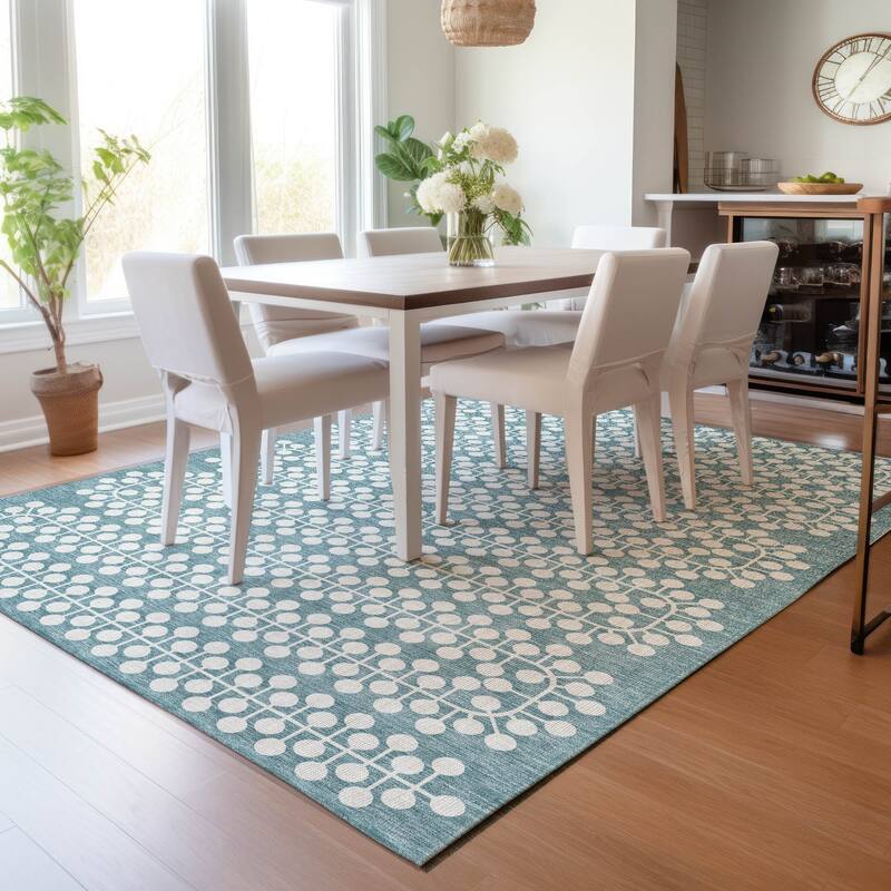 Machine Washable Indoor/ Outdoor Modern Ailey Chantille Rug