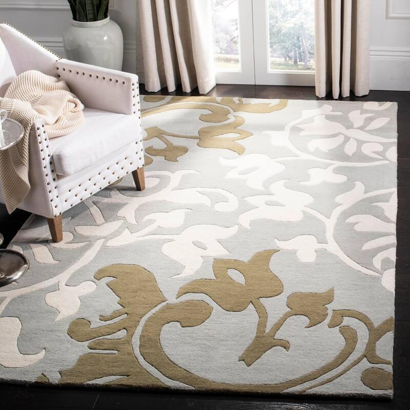 SAFAVIEH Handmade Soho Kali N.Z. Wool Rug - 5' x 8' - Blue/Multi