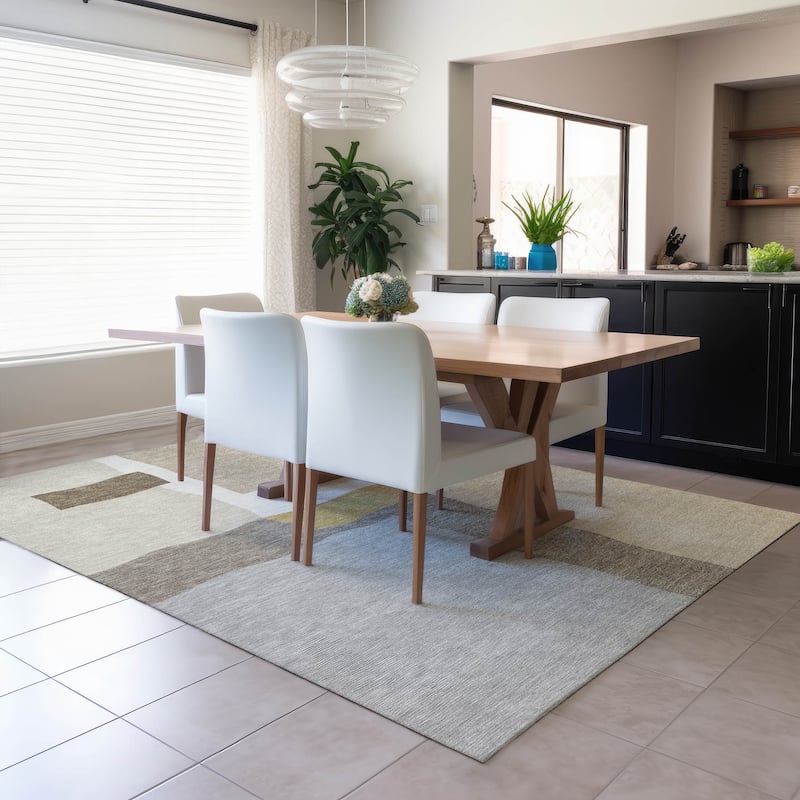 Machine Washable Indoor/ Outdoor Contemporary Blox Chantille Rug