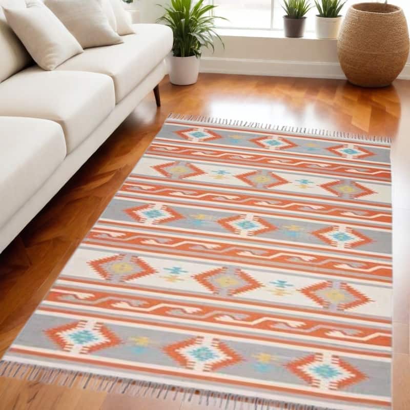 Bufo Southwestern Woven Low Pile with Fringe Area Rug By HomeRoots - 84' X '60' X '0.25 - 84' X '60' X '0.25 - Orange - Rectangle