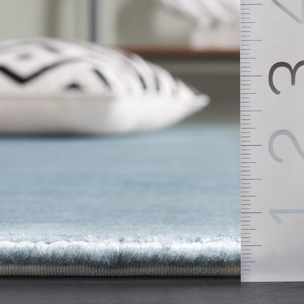 Safavieh Handmade Mirage Lousine Modern Abstract Viscose Rug