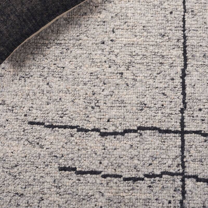 SAFAVIEH Handmade Natura Kotrina Wool Rug