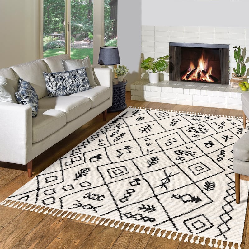Gertmenian Rafe Casual Bohemian Tribal Plush Short Shag Microfiber Indoor Area Rug Collection with Fringe