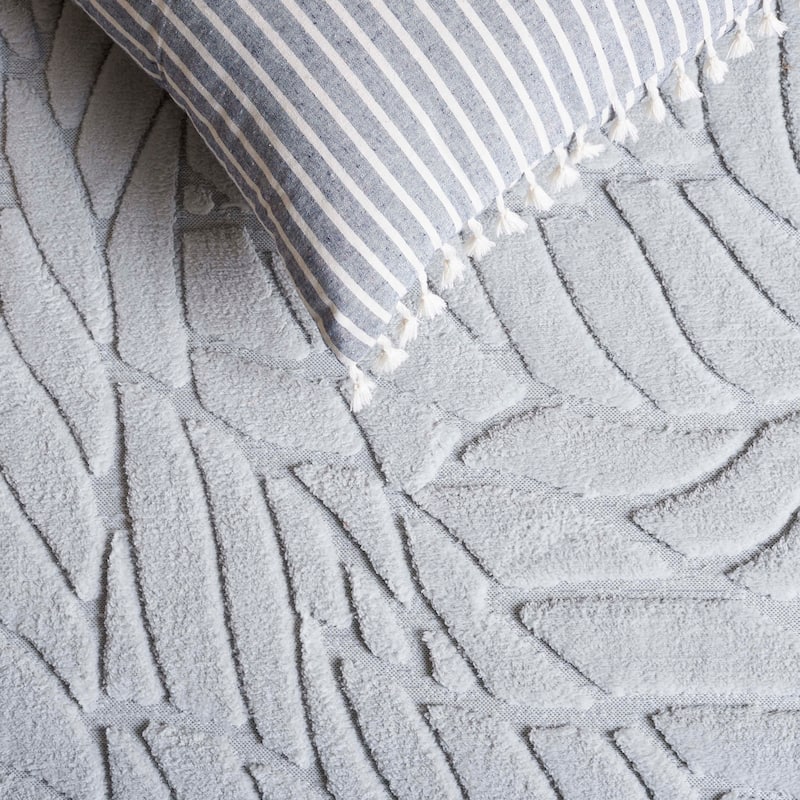 SAFAVIEH Versailles Elsa Traditional Rug