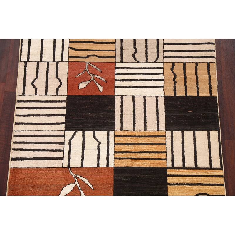 Gabbeh Kashkoli Contemporary Area Rug Wool Hand-knotted Foyer Carpet - 4'1" x 6'2"